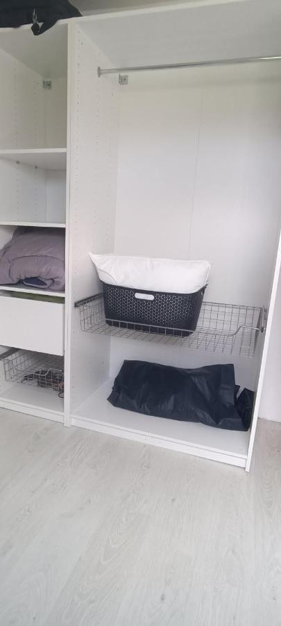 Agreable Chambre Double Avec Salle D'Eau Privative Le Mesnil-Theribus Bagian luar foto